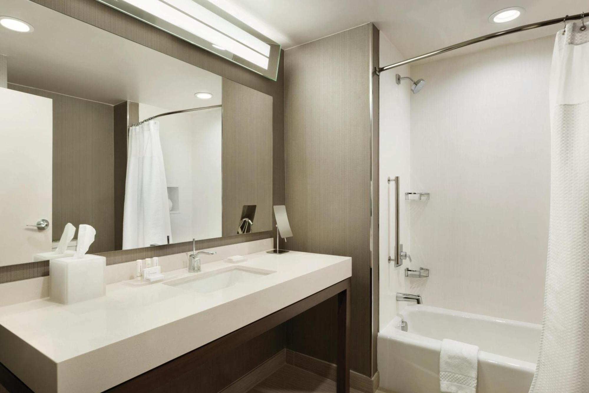 คอร์ตยาร์ด เอลปาโซ อีสท์/I-10 Hotel ภายนอก รูปภาพ